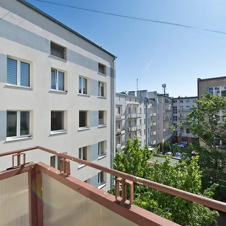 Seagull Spot Abrahama * غدينيا